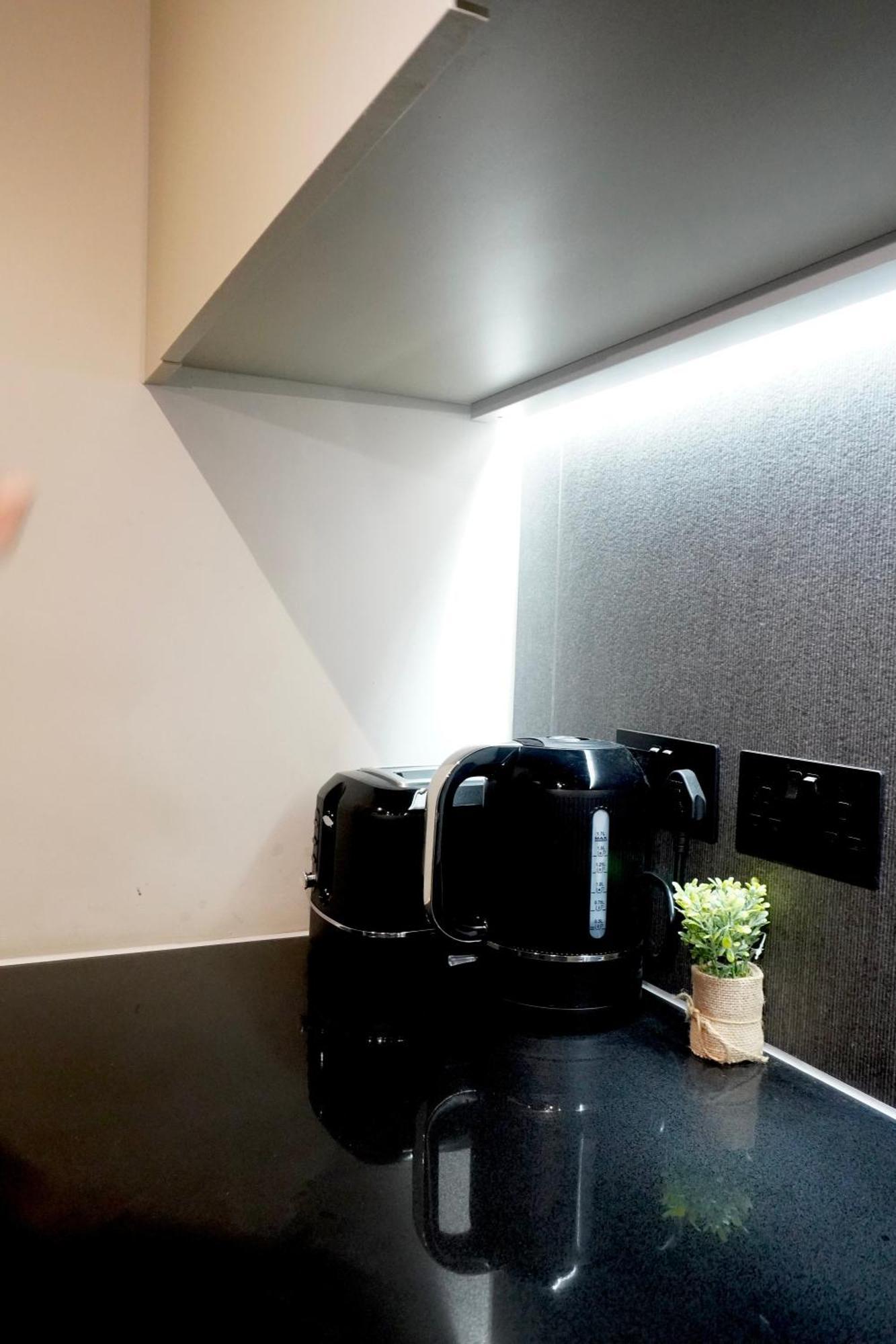 Central Manchester Luxury 2 Bed Apartment With Balcony Exterior foto