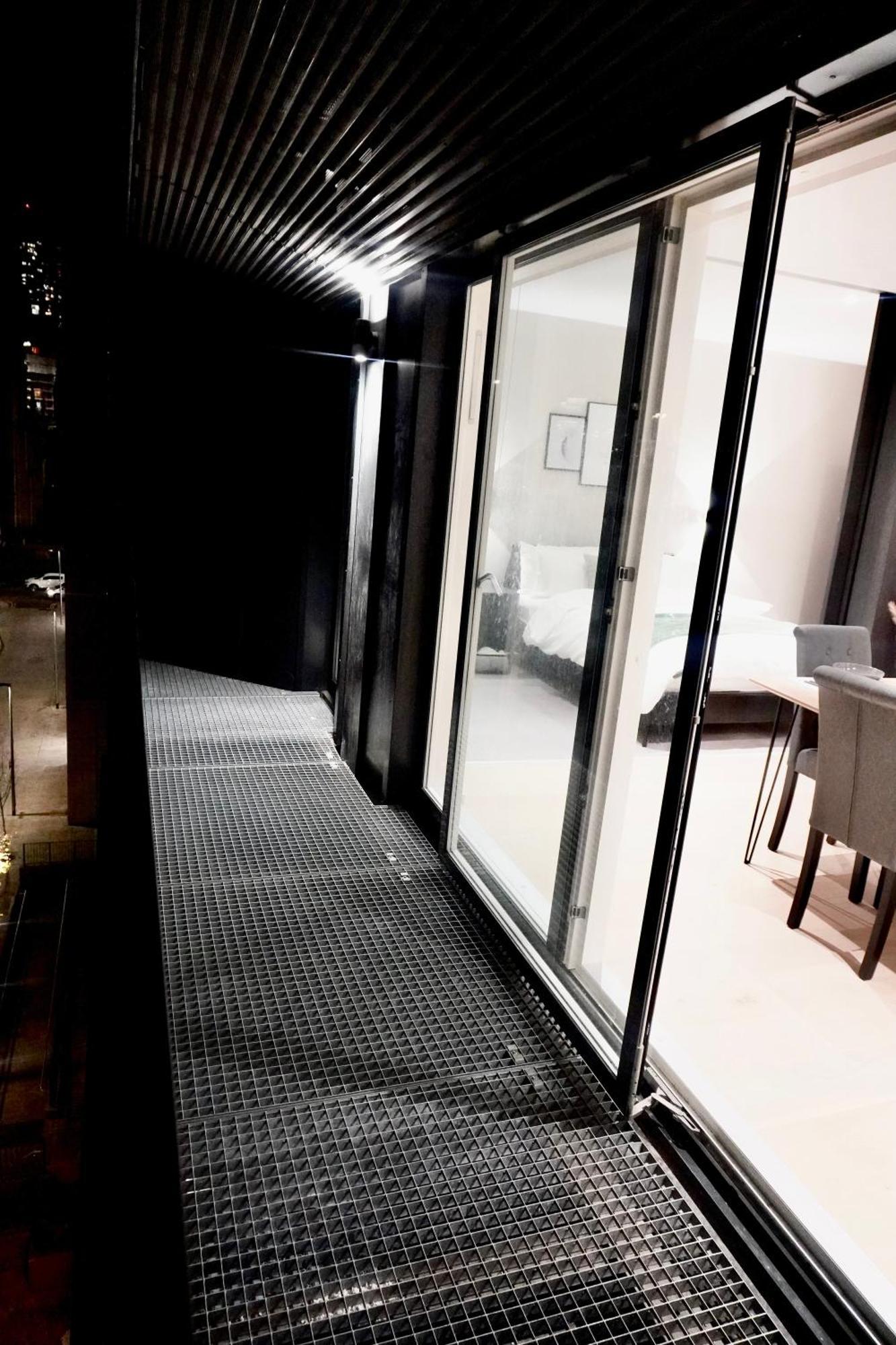 Central Manchester Luxury 2 Bed Apartment With Balcony Exterior foto